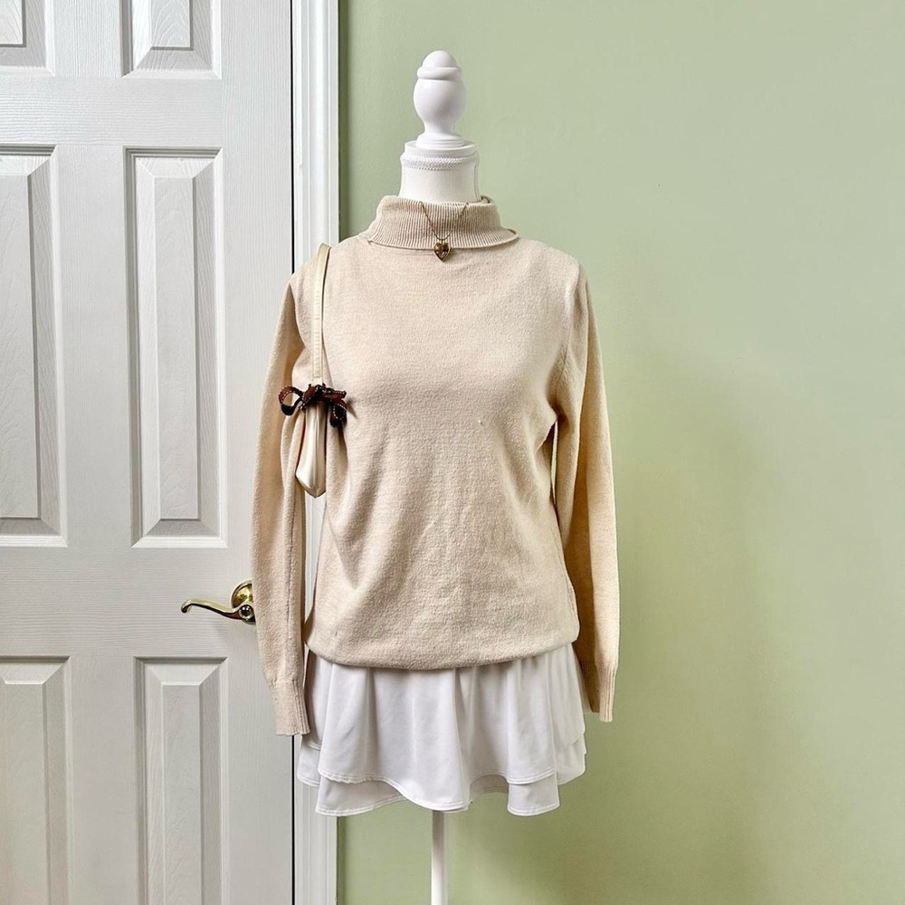 Cream knit turtleneck